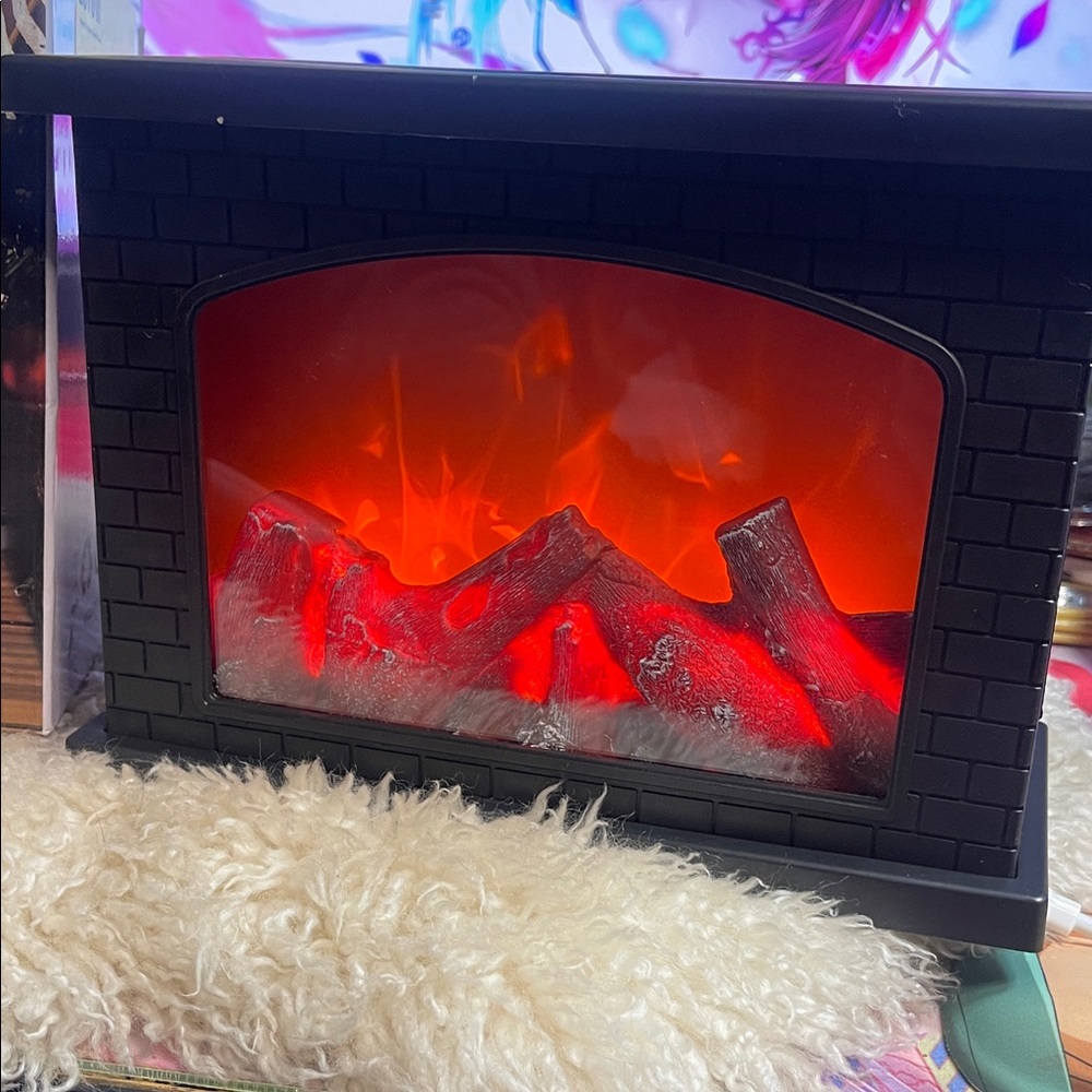 LED Electric Fireplace - Picture 3 of 4